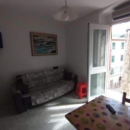 Casa Albarosa, 10 Min Walk Train Station, Free Parking. Apartment La Spezia Bagian luar foto