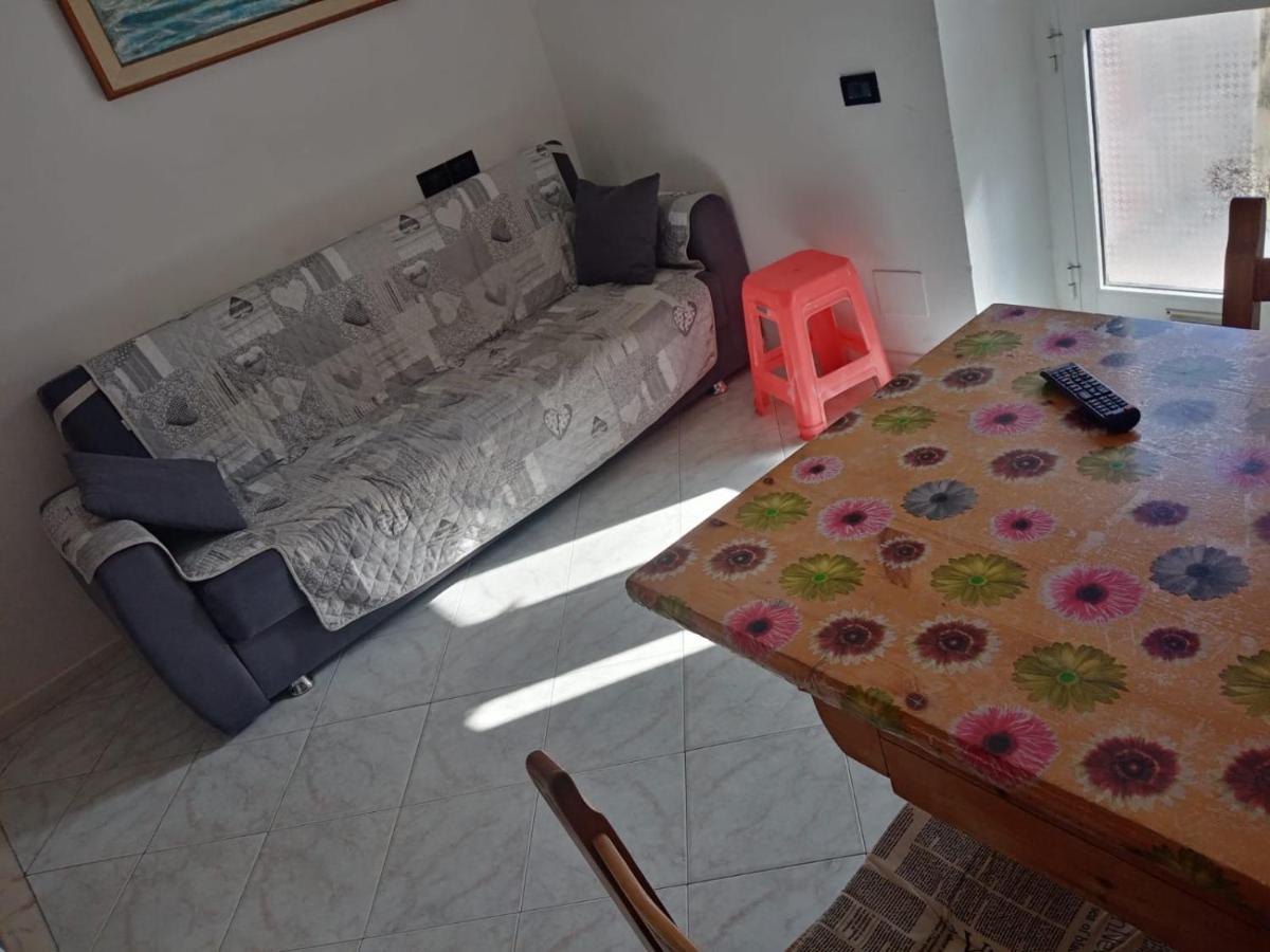 Casa Albarosa, 10 Min Walk Train Station, Free Parking. Apartment La Spezia Bagian luar foto