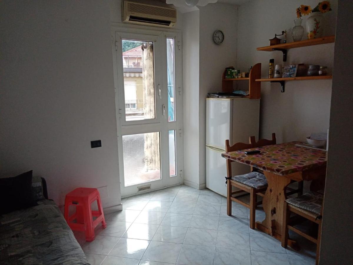 Casa Albarosa, 10 Min Walk Train Station, Free Parking. Apartment La Spezia Bagian luar foto