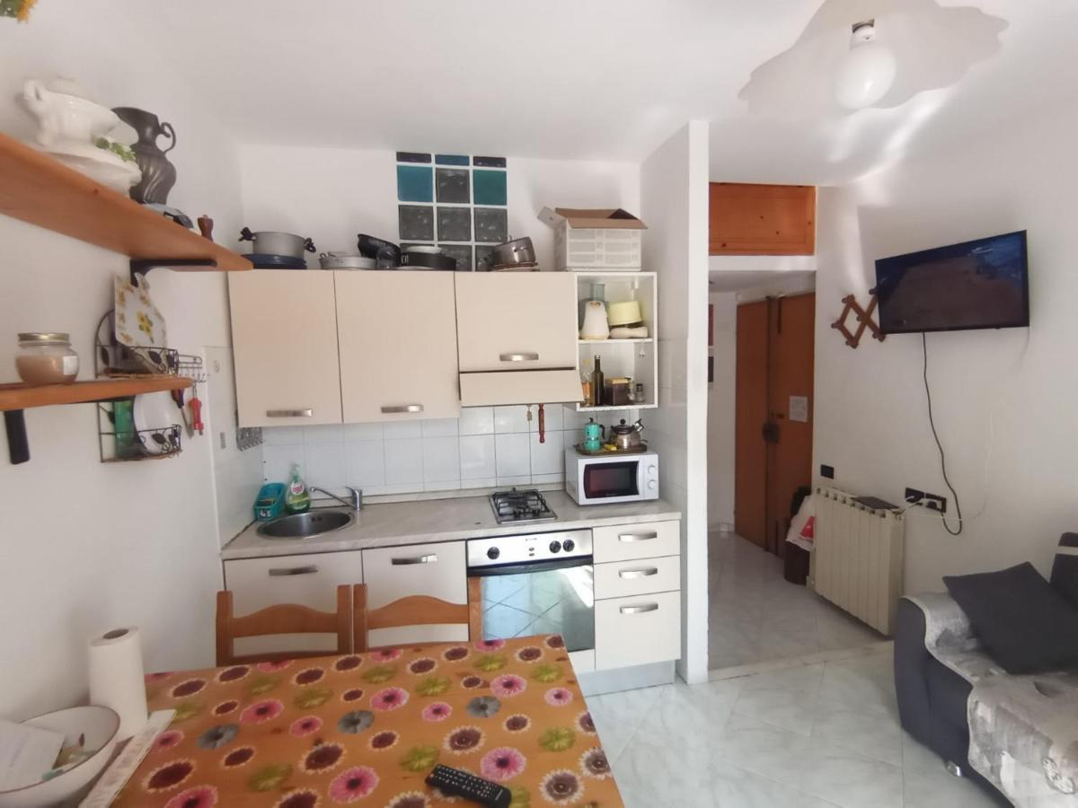 Casa Albarosa, 10 Min Walk Train Station, Free Parking. Apartment La Spezia Bagian luar foto